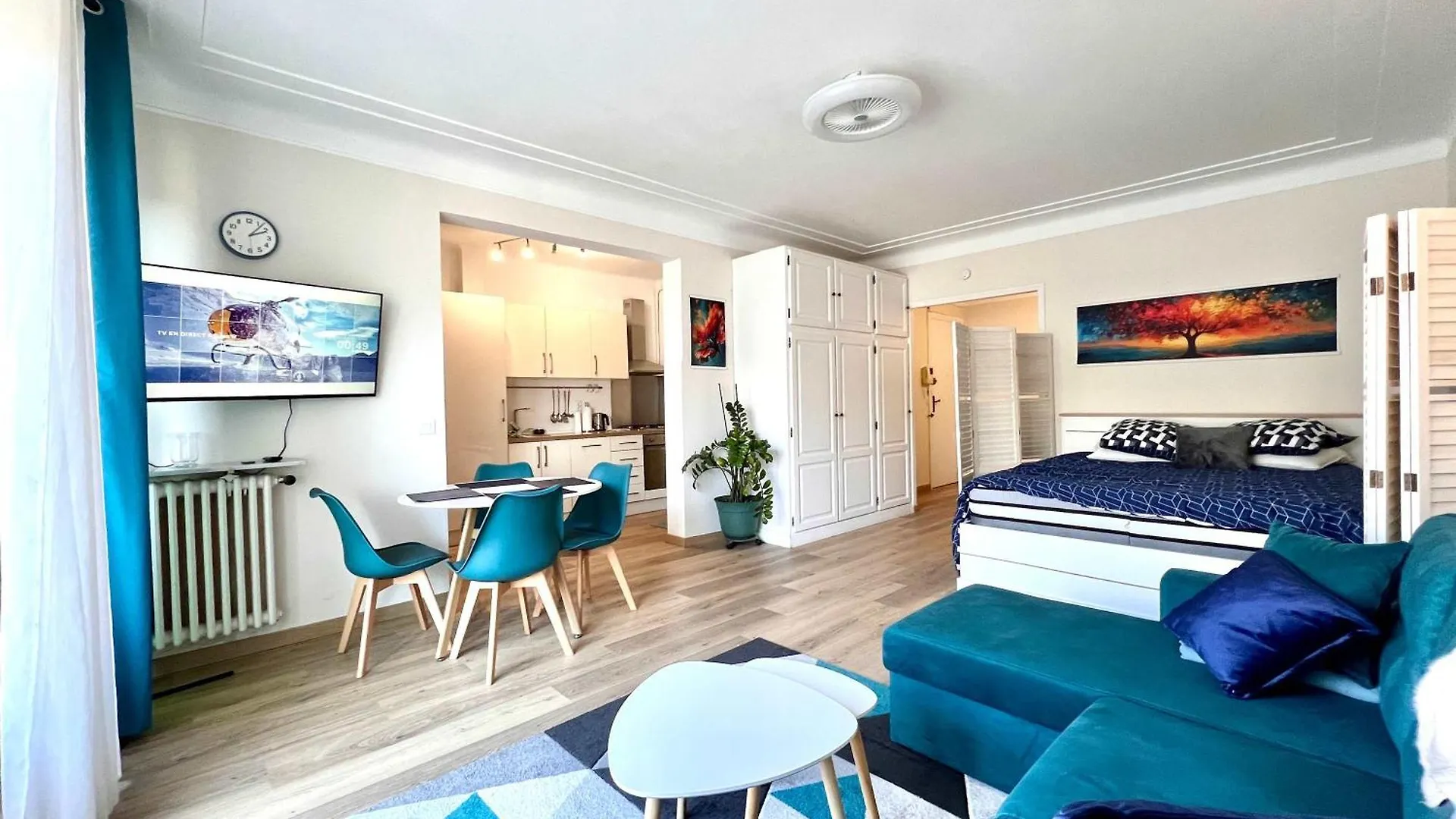 Apartament B030 Grand Studio Renove Spacieux Et Lumineux Le Cannet Francja